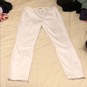 Skinny/straight leg  jeans